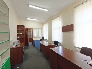 ул. Театральная, 10 (г. Хмельницкий, центр) - Здається офіс, 5000 грн. - АФНУ